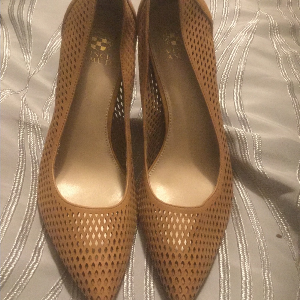 Vince Camuto Tan Pumps Sz 9